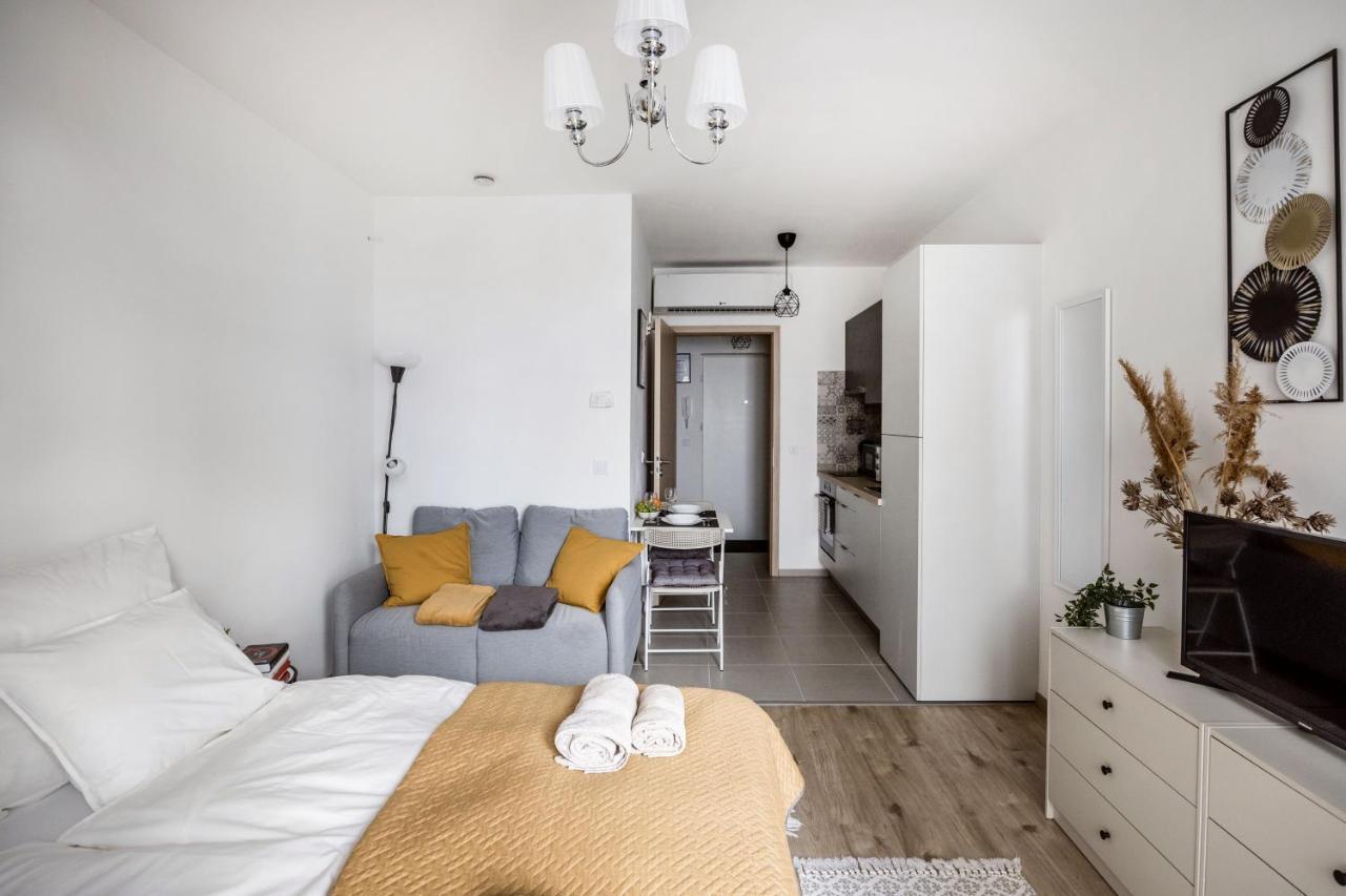 شقة Stylish And Cozy Studio In The Heart Of The City بودابست المظهر الخارجي الصورة