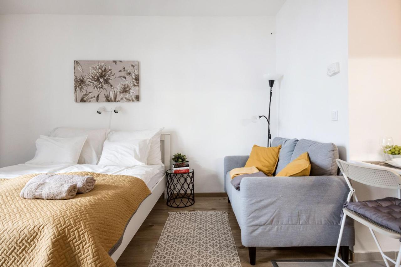 شقة Stylish And Cozy Studio In The Heart Of The City بودابست المظهر الخارجي الصورة